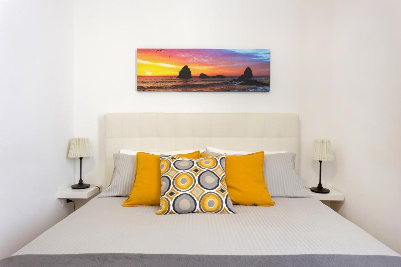 Centre Apartment Grotte Bianche Катанія Екстер'єр фото