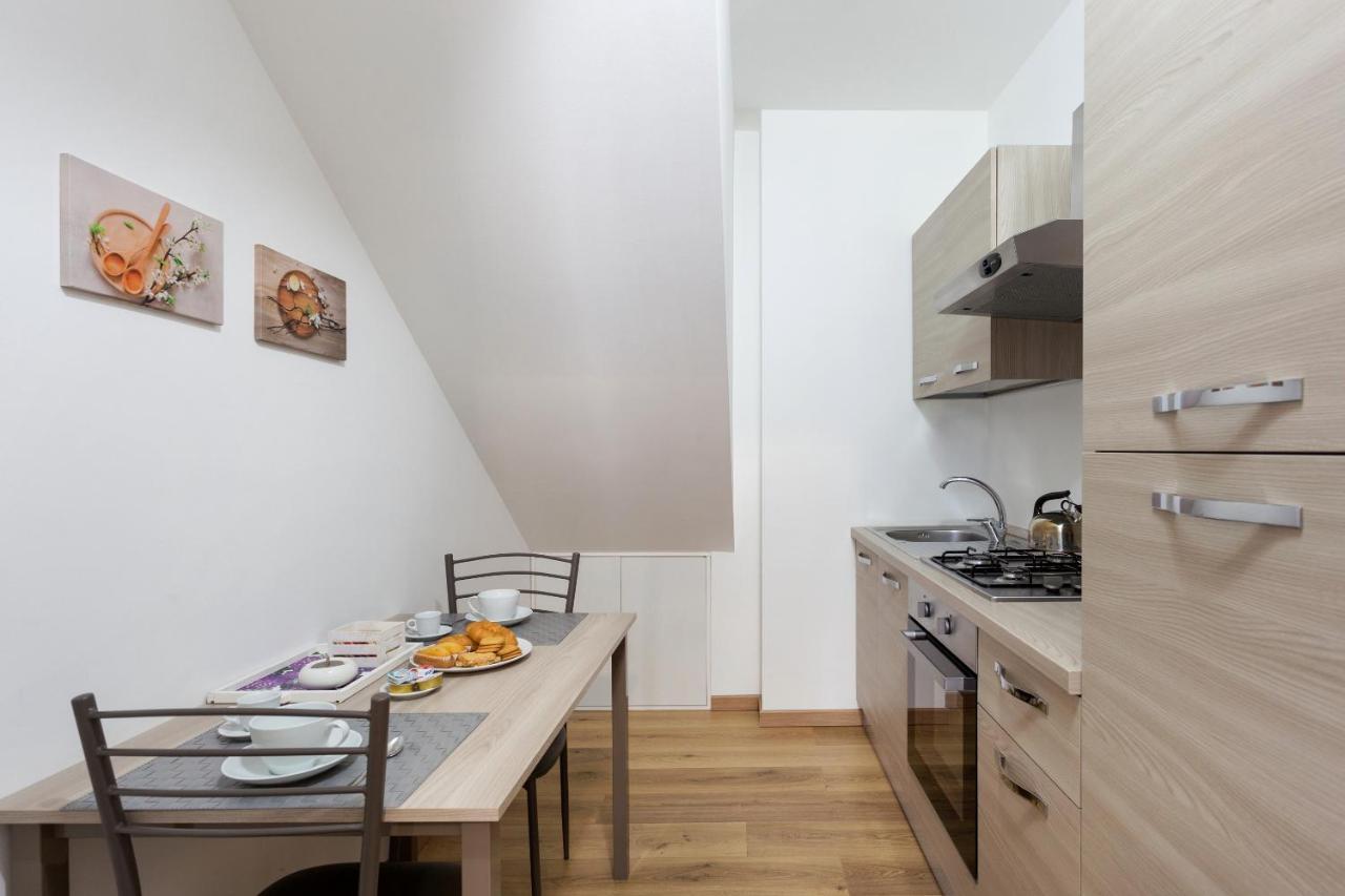Centre Apartment Grotte Bianche Катанія Екстер'єр фото
